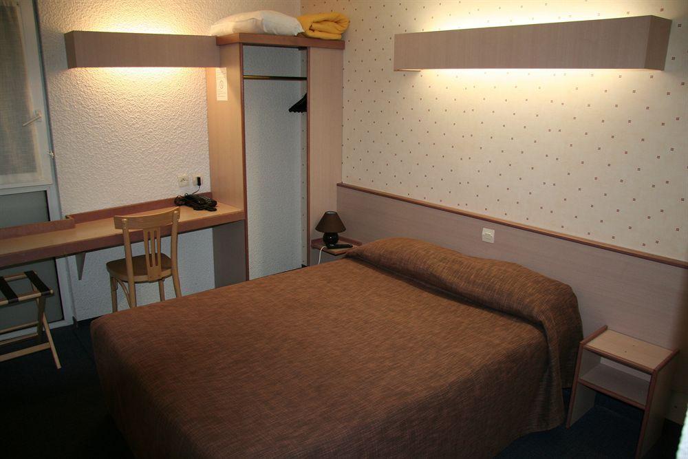 Brit Hotel Argentan Eksteriør bilde