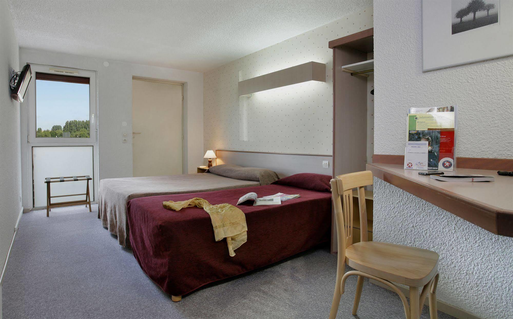 Brit Hotel Argentan Eksteriør bilde