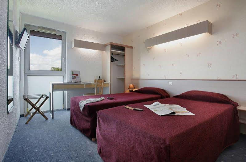 Brit Hotel Argentan Eksteriør bilde